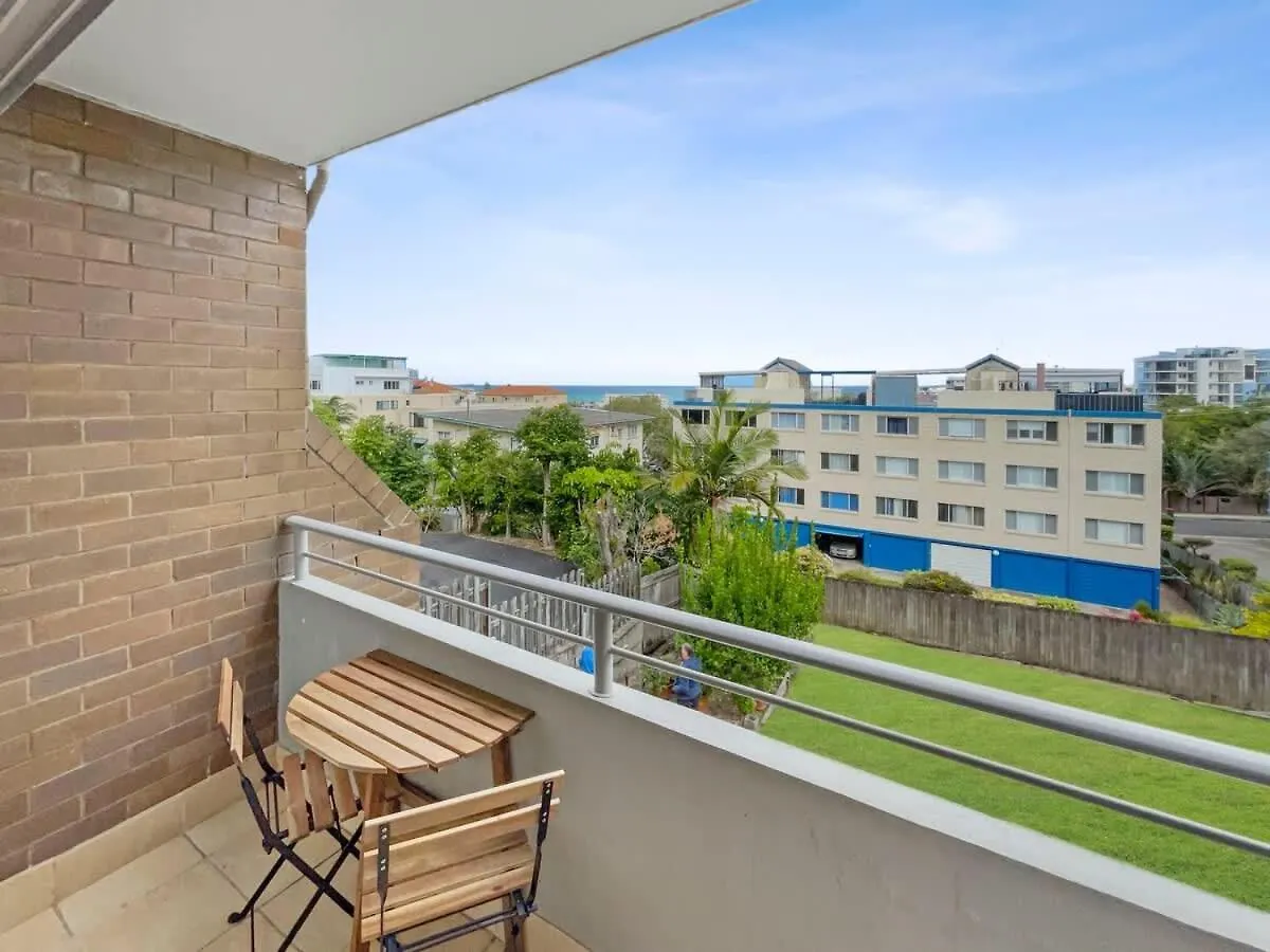 Views By Day Waves At Night Apartamento Caloundra