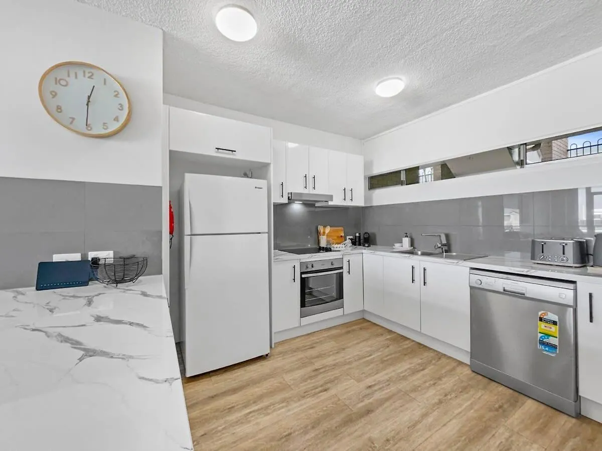 Views By Day Waves At Night Apartment Caloundra