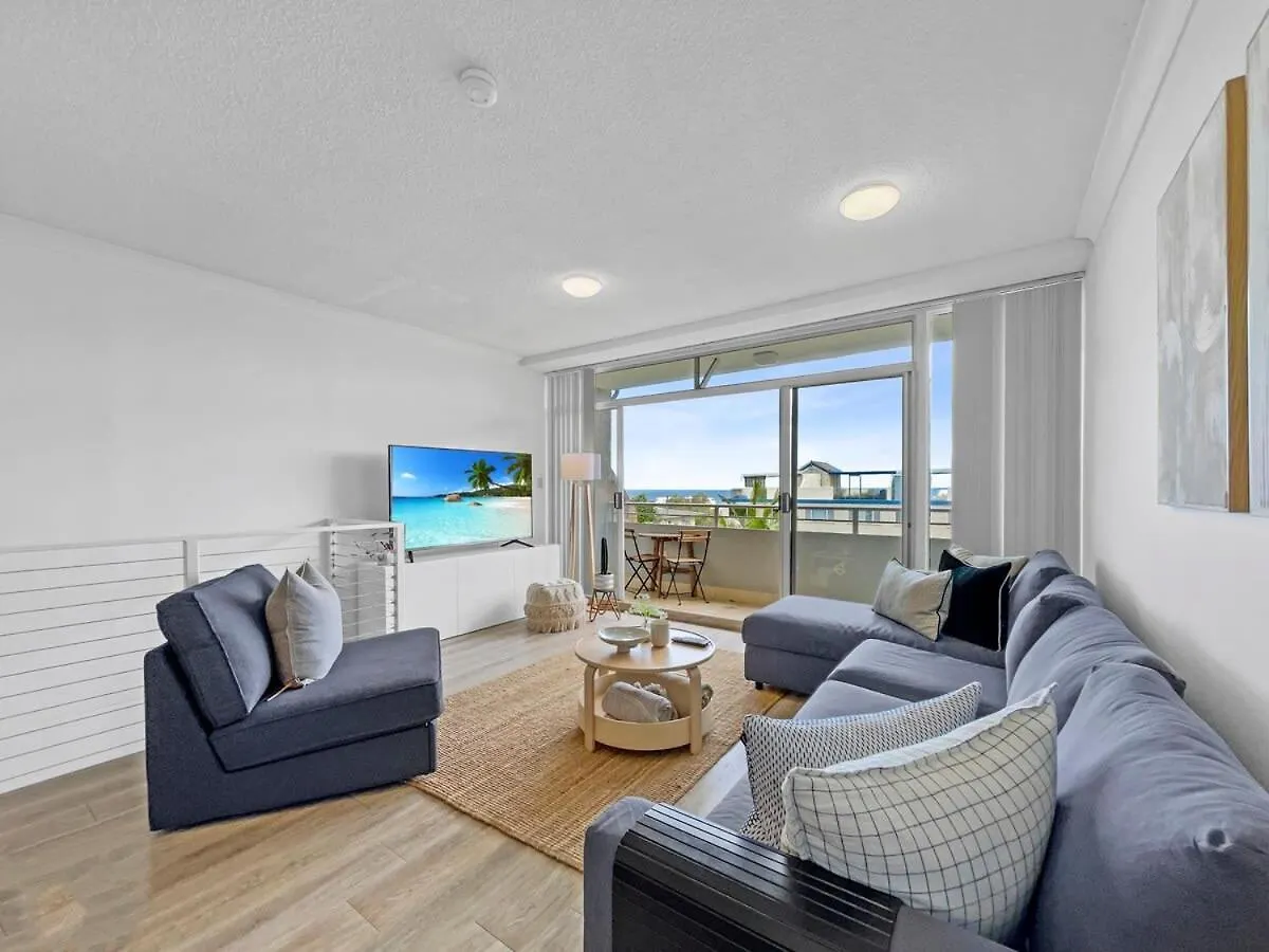 Views By Day Waves At Night Apartment Caloundra